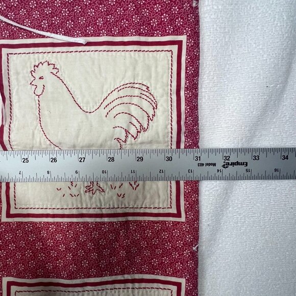 Vintage Charming Red and Cream Quilt - Picture 10 of 12